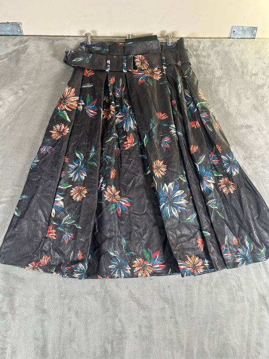 Kosmios Dresses & Skirts - Kosmios Floral Pleated  faux leather A-Line Skirt in Black